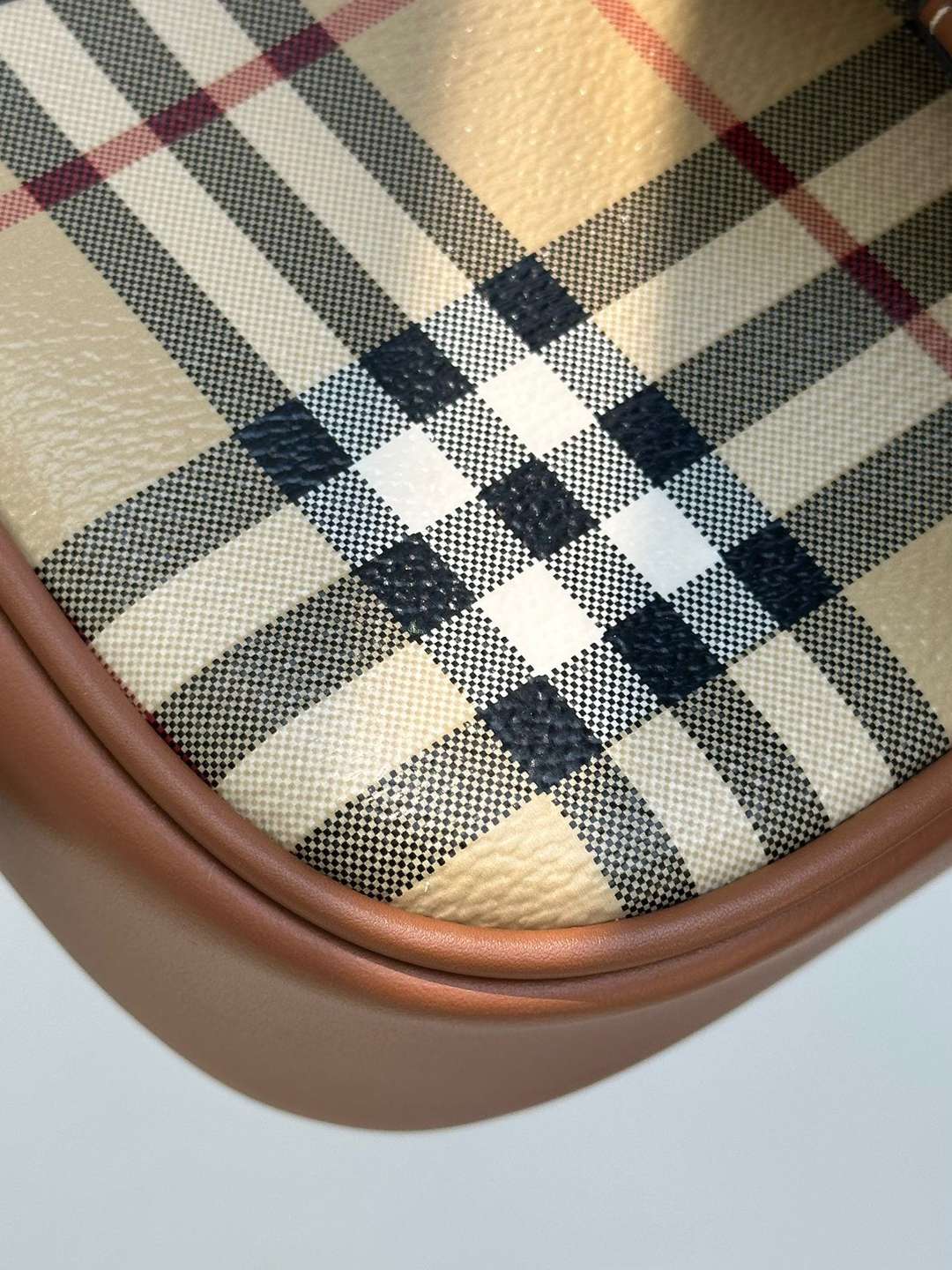 Burberry Sling Bag Archive Beige