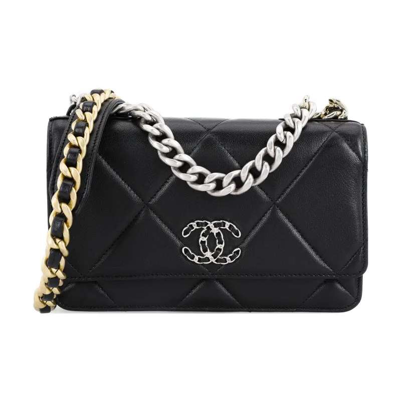 CHANEL 19Bag Crossbody Bag