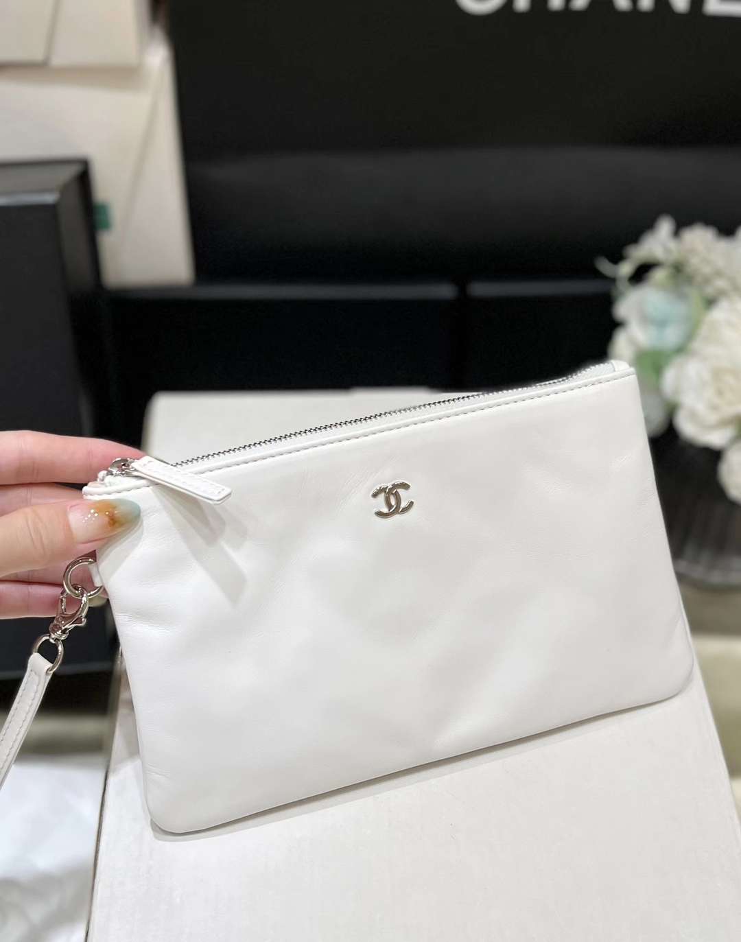 CHANEL 22Bag Small Handbag Shoulder Bag