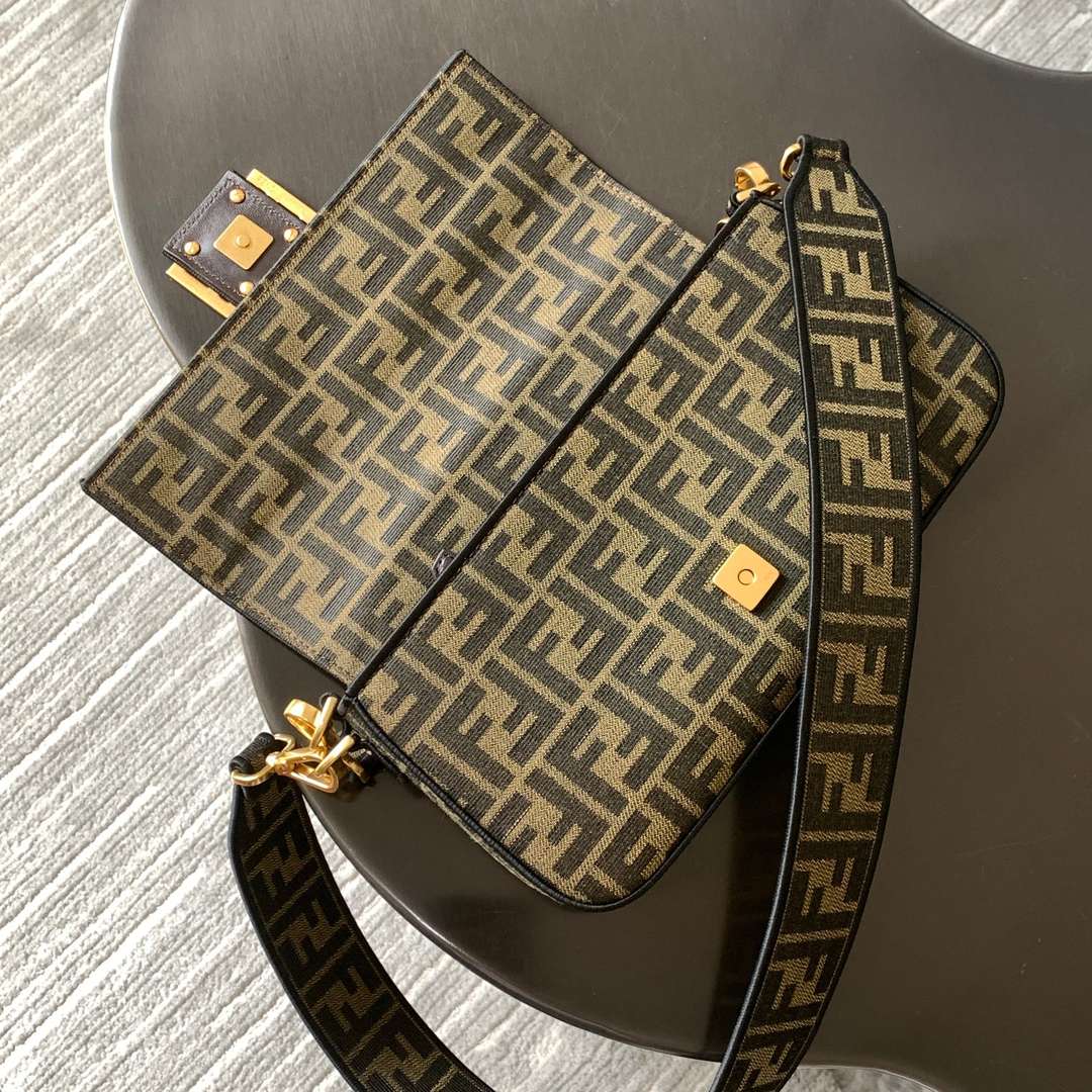 FENDI Baguette Crossbody Bag