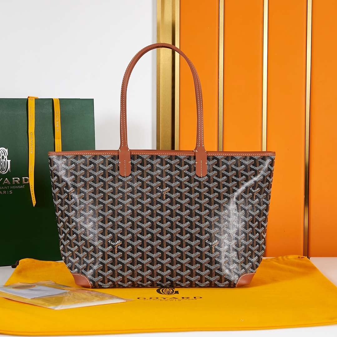 GOYARD Saint Louis Tote