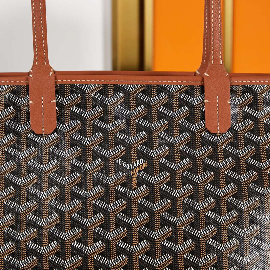 GOYARD Saint Louis Tote