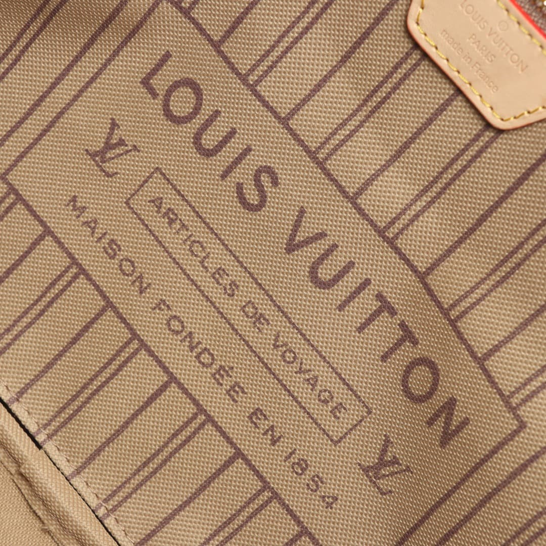 LOUIS VUITTON Neverfull MM Monogram Handbag Tote