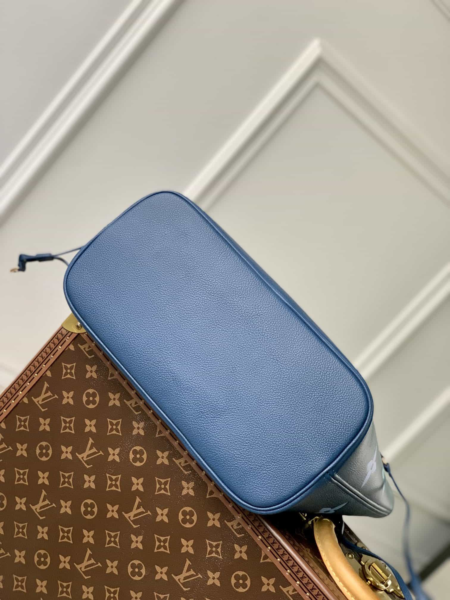 LOUIS VUITTON Neverfull MM Monogram Handbag Tote