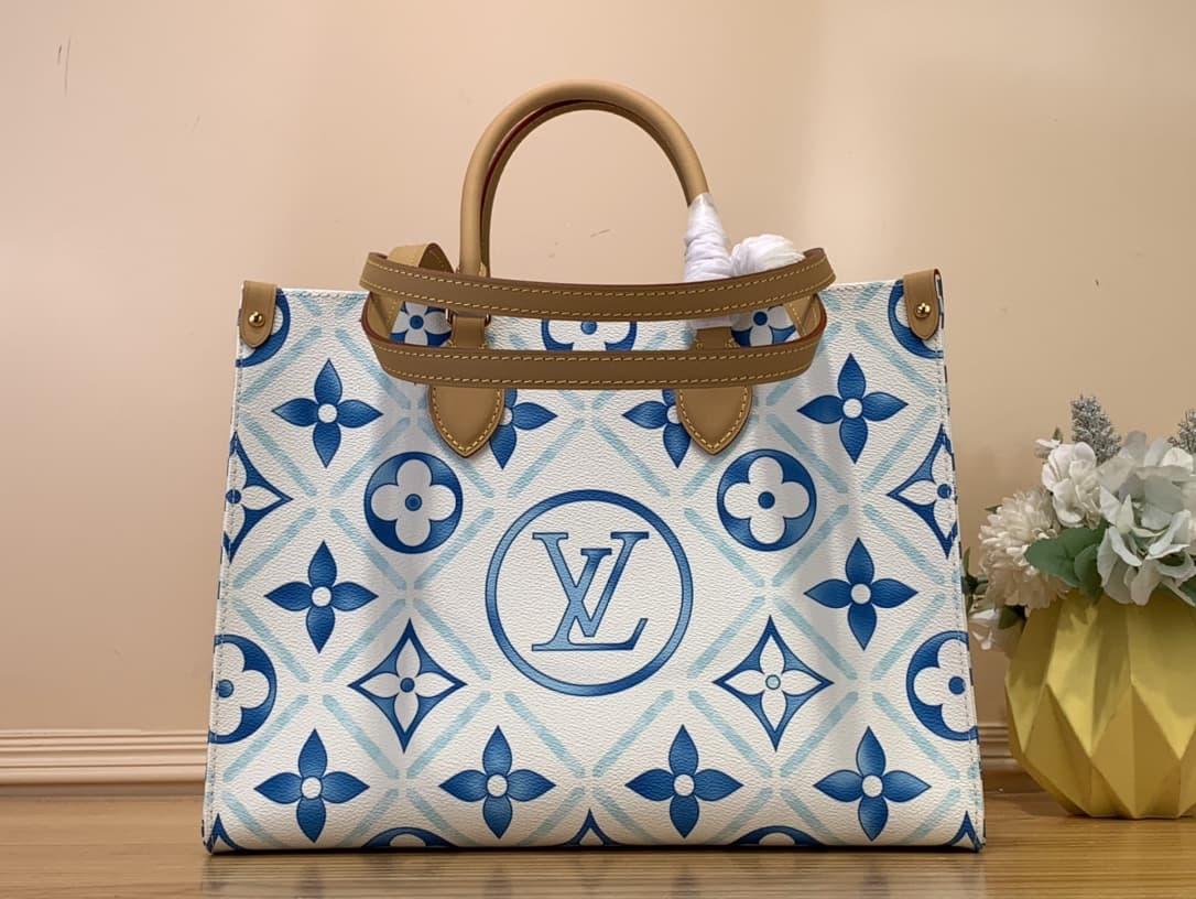 LOUIS VUITTON OnTheGo GM Handbag